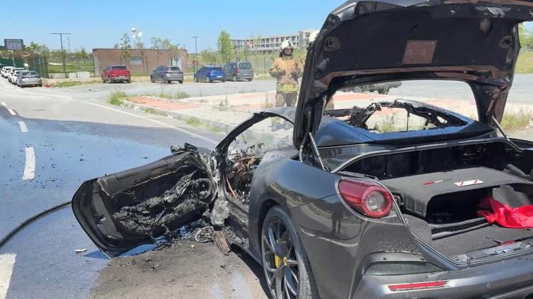 20 milyonluk araç küle döndü: Alev alev yandığı anlar kamerada