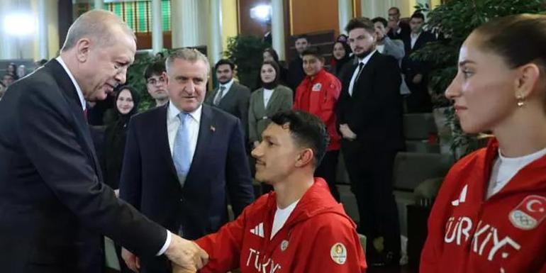 Cumhurbaşkanı Erdoğandan Terörsüz Türkiye mesajı: Meydanlarda halaylar çekilmeye, yaylalar şenlenmeye başladı