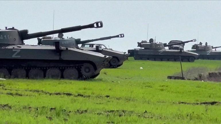 Rusyadan Finlandiya sınırına yığınak