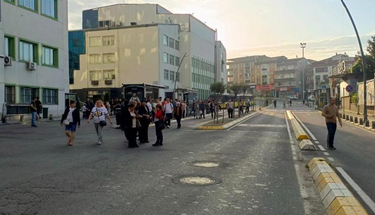 İstanbulda özel halk otobüsleri kontak kapatmıştı Anlaşma sağlandı, seferler başlıyor