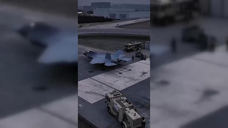 TUSAŞtan yerli muharip uçak KAANın yeni görüntüsü