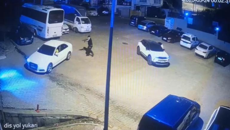 Yer: İstanbul... Aracın önünü kesip kalaşnikoflarla taradılar