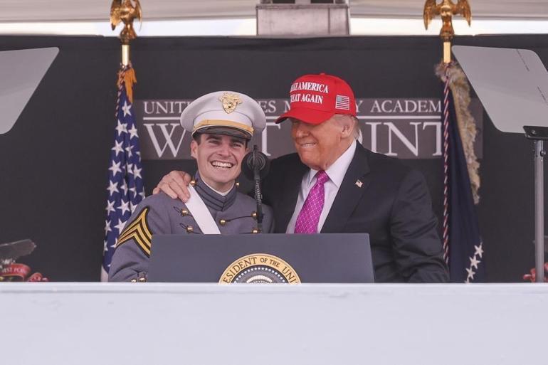 Trump’tan gözdağı: ‘Dünyanın en güçlü ordusunu ben inşa ettim’