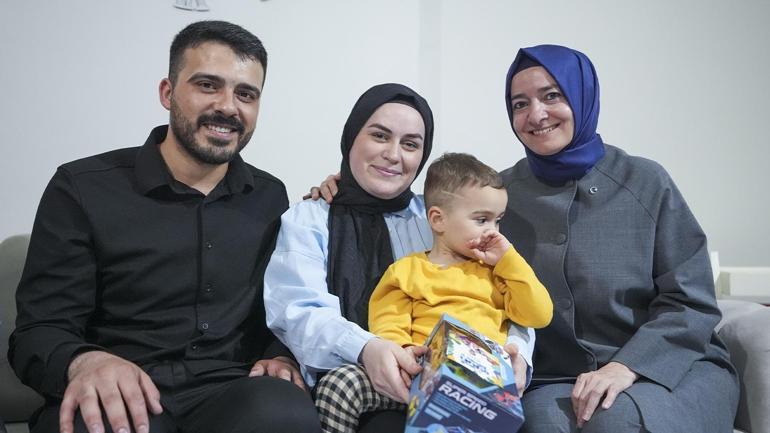 Kanseri yenen küçük Asaf’ın balonları gökyüzünde Bizim fazla çevremiz yok diye seslenen babanın çağrısını duyan binlerce vatandaş akın etti…