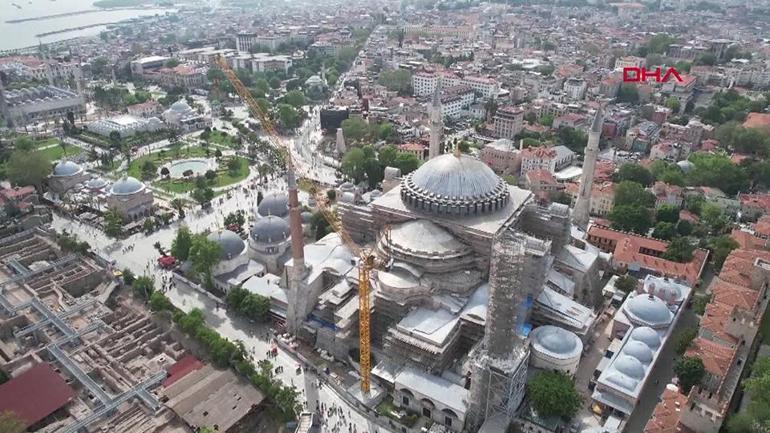 Ayasofyanın ana kubbesi yenileniyor