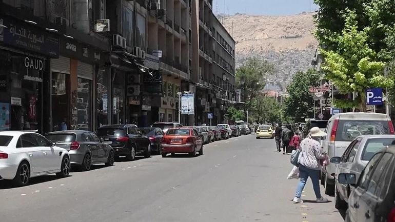 Yaptırımların kaldırılması kararından sonra Şam sokaklarında umut hakim