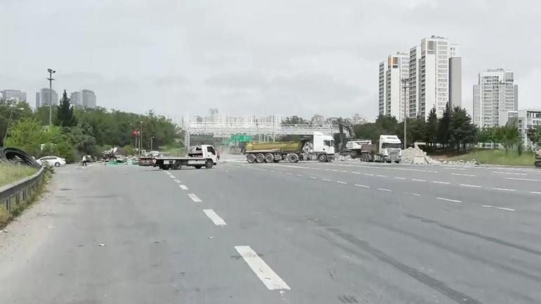 Avcılar gişelerinde yıkım çalışması