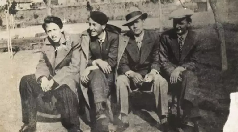 Garipin ikonik fotoğrafına 428 bin TL Edebiyat tarihinde öyle bir anlamı var ki...