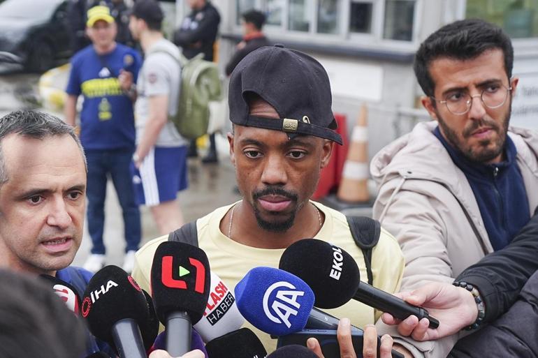 Fenerbahçe Beko Kaptanı Melih Mahmutoğlu: Türkiye Ligini de kazanacağız