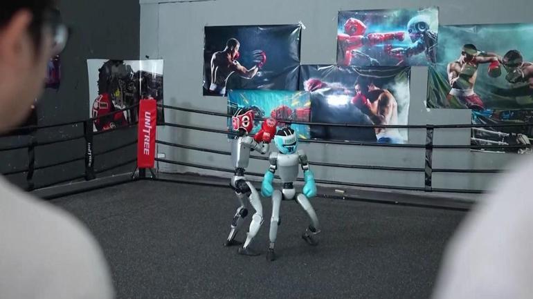 DÜNYADA BİR İLK Ringe çıkan bu sefer robotlardı