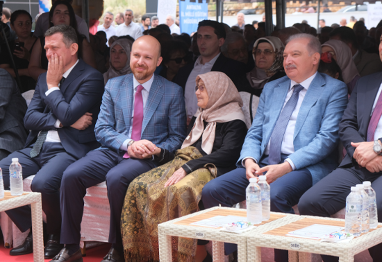 Bilal Erdoğan: Türkiye eğitimde dünyanın en başarılı ülkeleri arasında