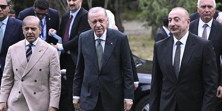 Cumhurbaşkanı Erdoğandan Azerbaycanda temaslar