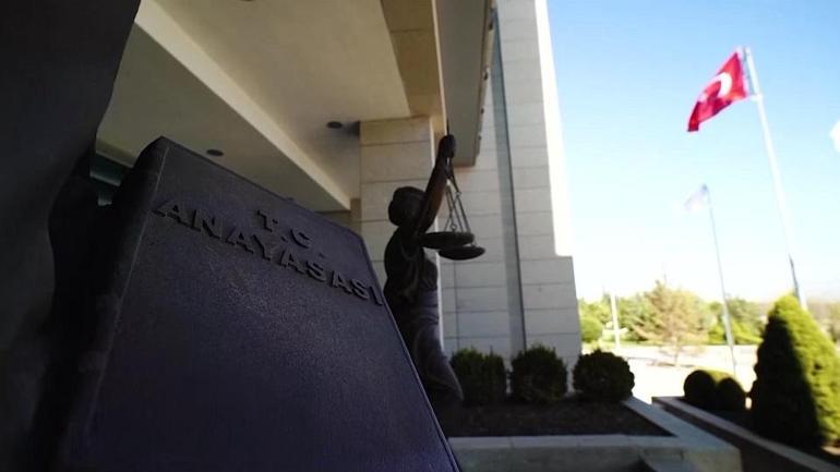 AK Parti anayasa komisyonu 4 Haziranda toplanacak: Cumhurbaşkanı Erdoğanın işaret ettiği 10 isim kim