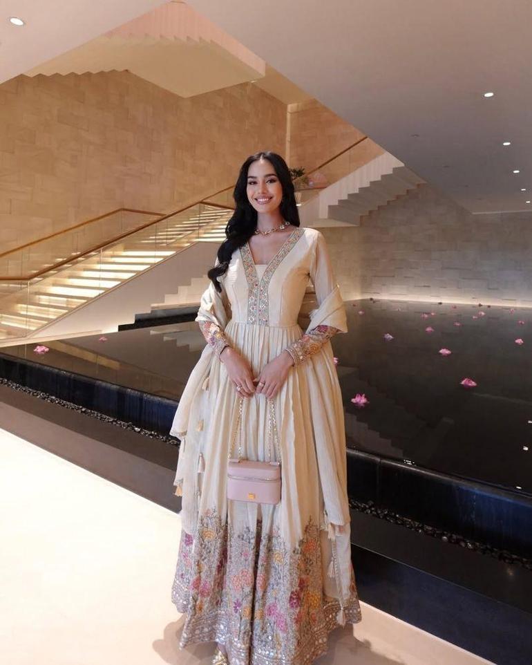 Miss World 2025 ile dünyanın en güzeli Taylandlı Opal Suchata Chuangsri oldu
