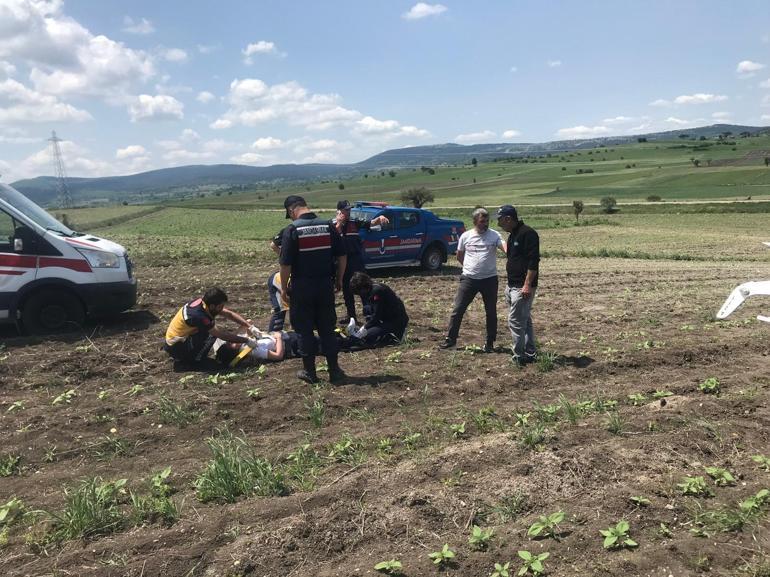 Bilecikte panik anları: İniş yapan eğitim uçağı ters döndü