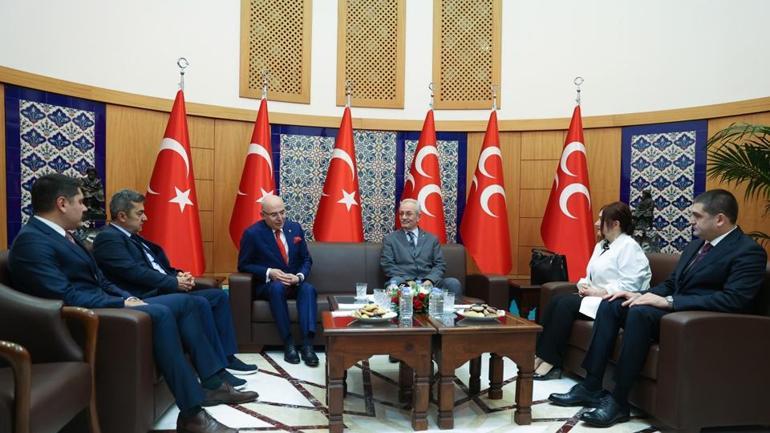 Siyasi partiler bayramlaştı | Terörsüz Türkiye mesajı: Süreç hızlanacak