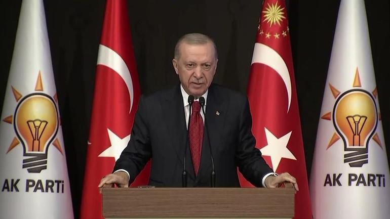 Bayramlaşmalarda gündem yeni anayasa