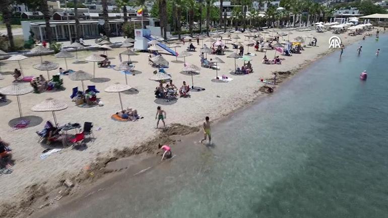 Bayramda tatil bölgelerinde yoğunluk