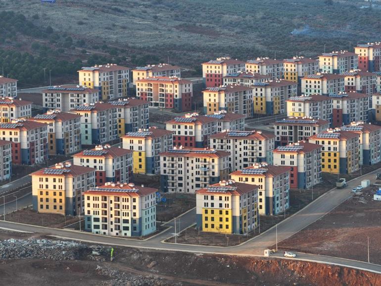Bakan Kurum’dan Hatay Hassa paylaşımı ‘Devlet bize ev değil, yuva içinde yuva yaptı’