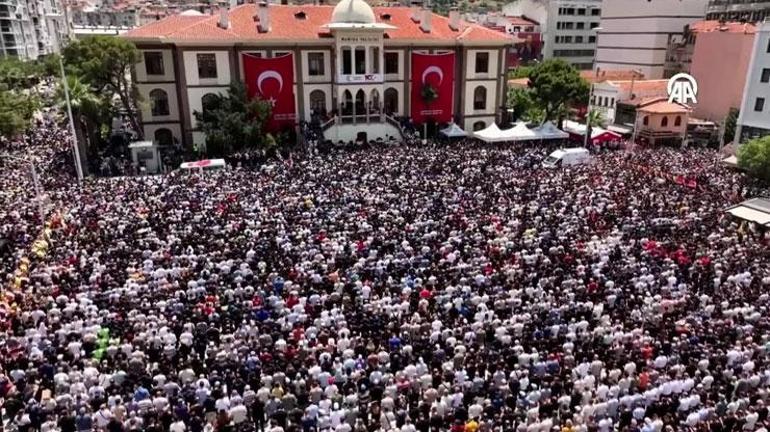 SON DAKİKA... Ferdi Zeyreke veda Eşinden duygusal konuşma: Onun kalbi hep bizimle Özel gözyaşlarını tutamadı...