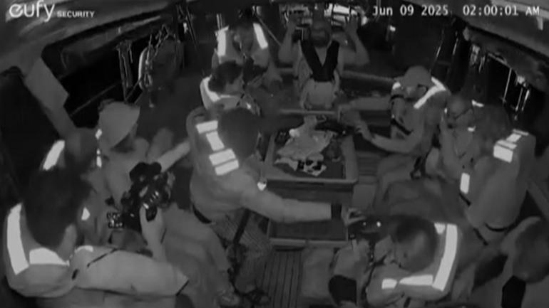 Suçları Gazzeye yemek, ilaç götürmek Sınır dışı kararını reddettiler, ne ile yargılanacak
