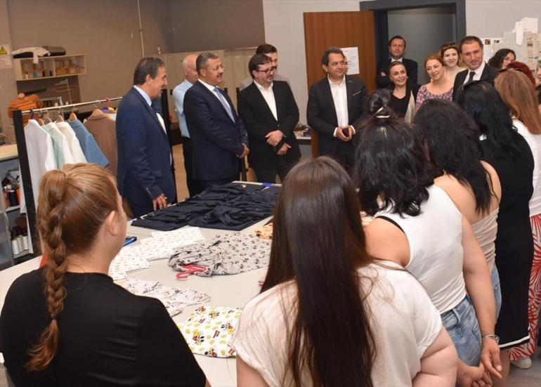 Ankarada kadın hükümlülere yönelik anlamlı projede sertifika töreni yapıldı