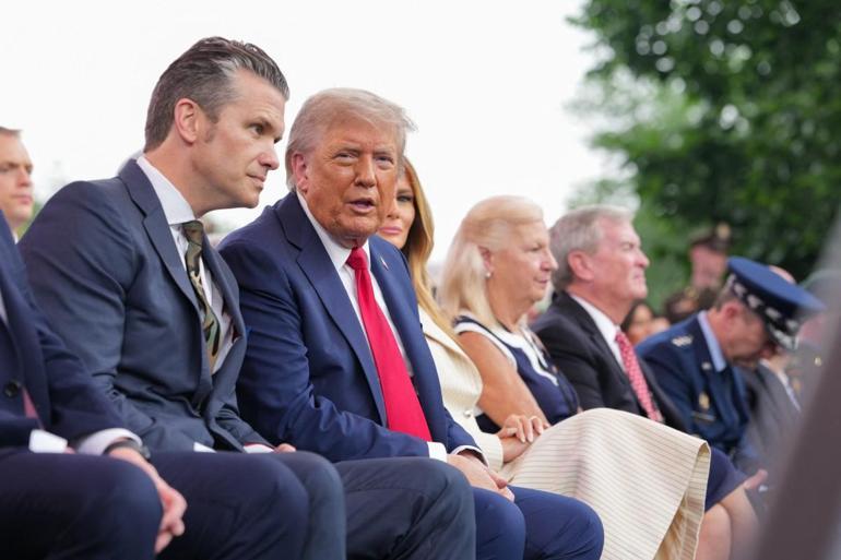 ABD ordusu 250, Trump 79 yaşında: 6 bin asker, tanklar, uçaklar...
