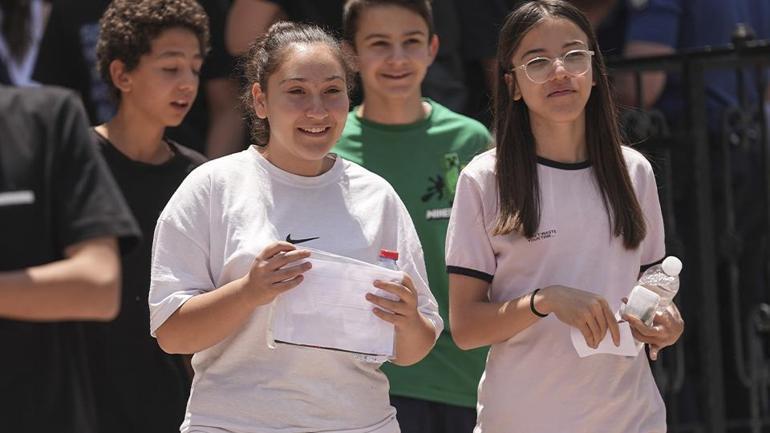 Milyonlarca öğrenci LGSde ter döktü Uzmanlar yorumladı: Son yılların en zor soruları