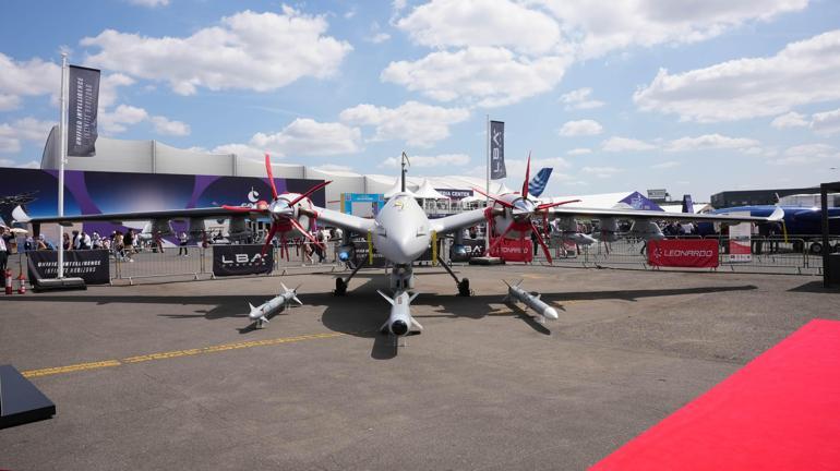 Baykar ve Leonardodan stratejik ortaklık LBA Systems Paris Air Showda tanıtıldı