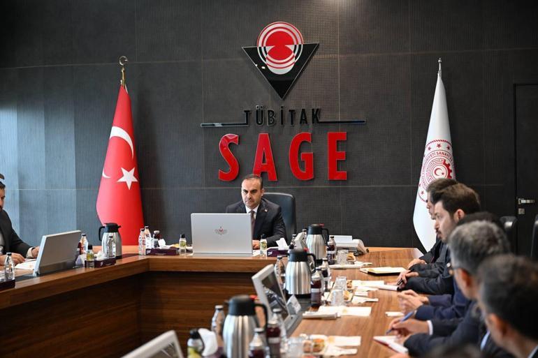 Bakan Kacır Türkiyenin kritik füzelerini geliştiren SAGEde