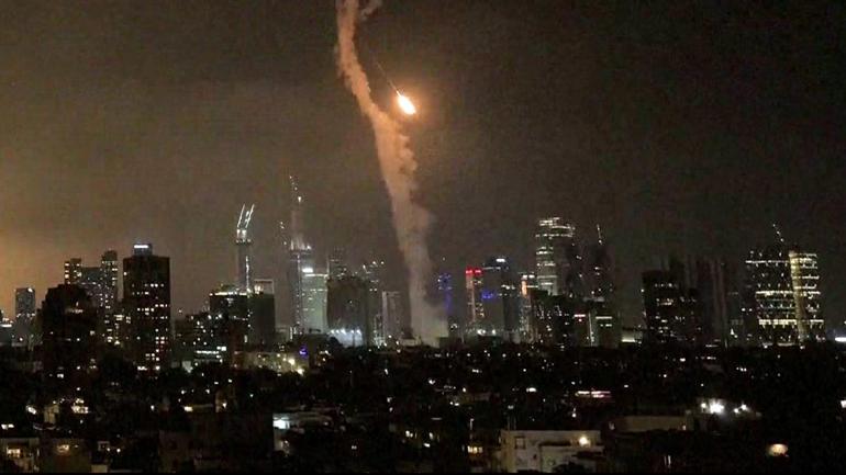 İran’ın füze stokları tükeniyor mu