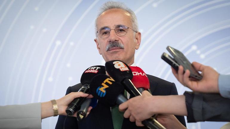 Bakan Abdulkadir Uraloğlu: Güvenli koridorlardan uçuşlar devam ediyor