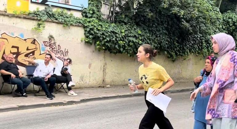 SINAVA 1 DAKİKA KALA Görüntüler film sahnelerini aratmadı