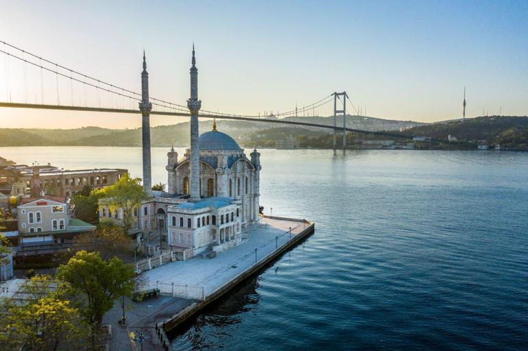 Türkiyenin dünya turizminde gücü tescillendi: 4. sıraya yükseldi