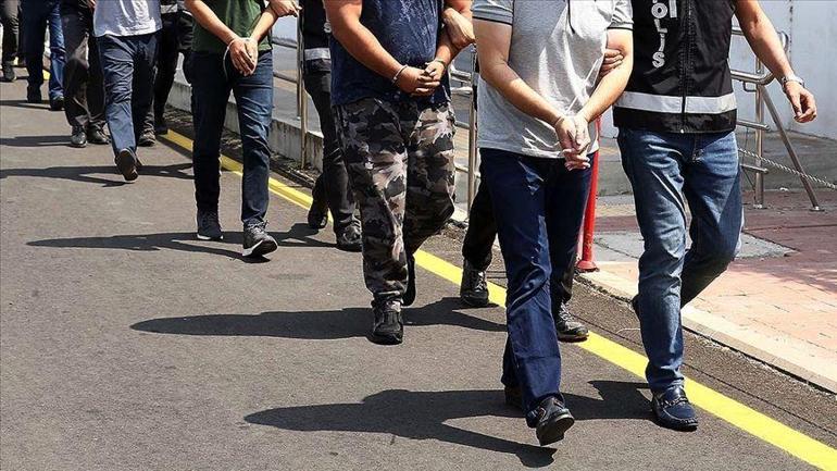 İstanbul merkezli 8 ilde restoran zincirine FETÖ operasyonu
