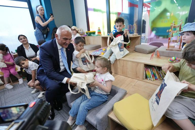 Kayseri İl Halk Kütüphanesi’nin açılışı yapıldı Bakan Ersoy projenin detaylarını paylaştı