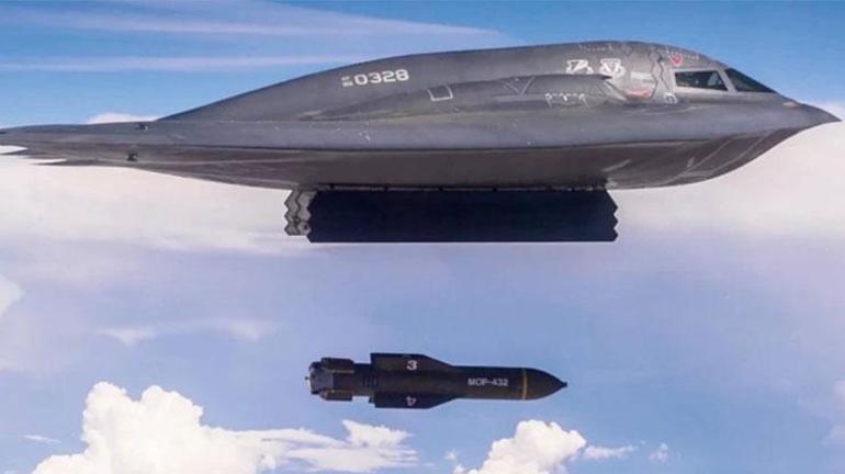 2 gün boyunca nasıl uçtu B-2nin pilotu anlattı