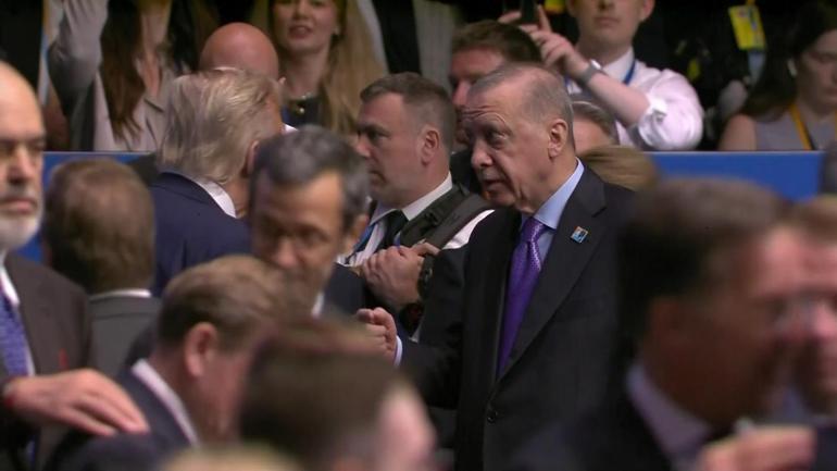 Lahey’deki NATO Liderler Zirvesi’nden SON DAKİKA gelişmeler: Erdoğan ve Trump ayaküstü görüştü