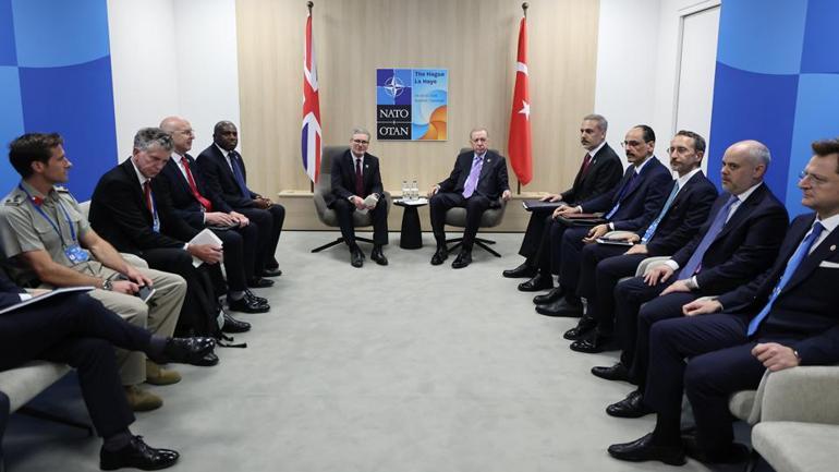 Cumhurbaşkanı Erdoğan, İngiltere Başbakanı Starmer ile görüştü