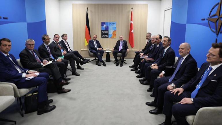 Cumhurbaşkanı Erdoğandan NATO zirvesinde önemli temaslar