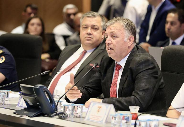 İstanbulda toplu ulaşım zammına ret, deniz taksi ücretlerine yüzde 275e varan zam
