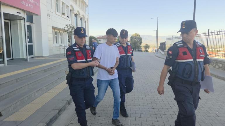 Yol kenarında boğazı kesilmiş halde cesedi bulunmuştu Korkunç olayda 1 gözaltı