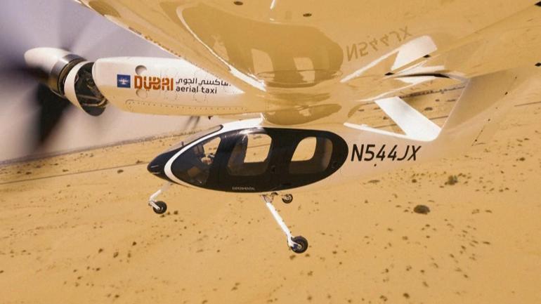 Dubai’de uçan taksi dönemi başladı