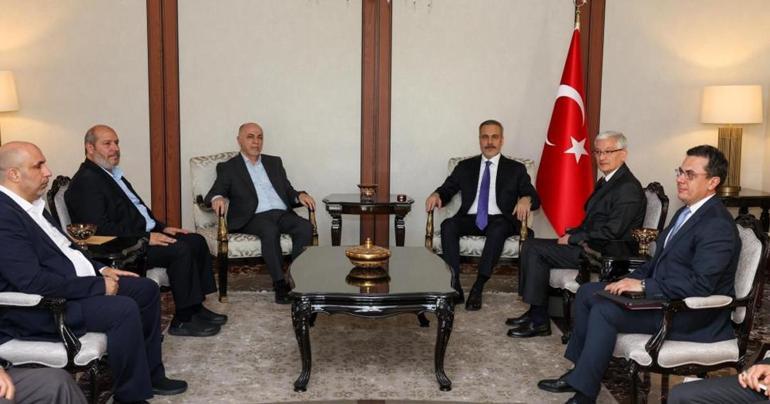 Dışişleri Bakanı Hakan Fidan, Hamas heyeti ile görüştü