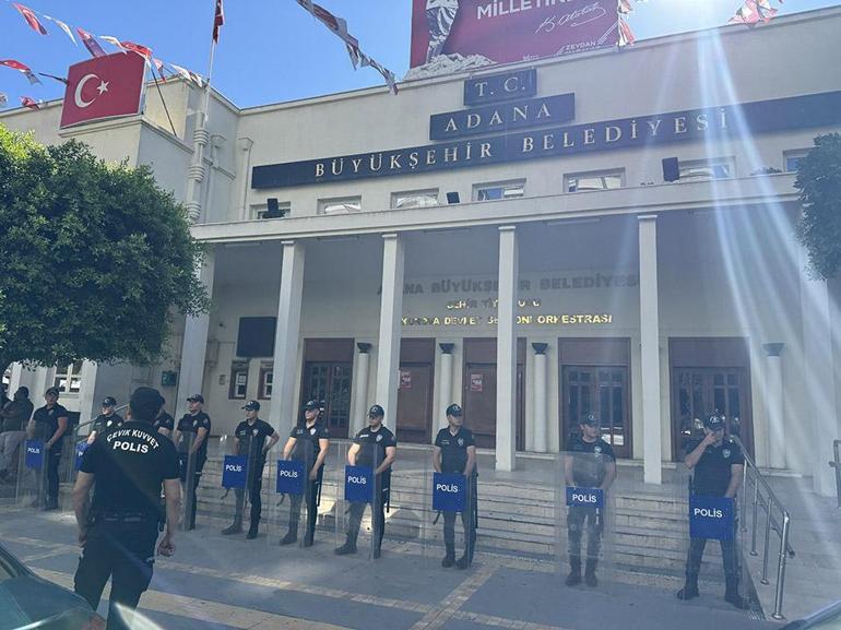 SON DAKİKA... Antalya Büyükşehir Belediye Başkanı Muhittin Böcek tutuklandı Adana Büyükşehir ve Adıyaman Belediye Başkanı gözaltında