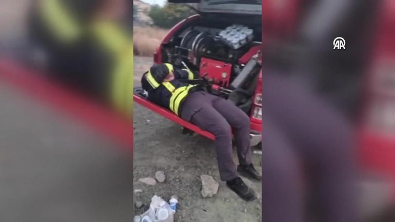 Açlık, susuzluk, uykusuzluk... Kahraman itfaiyecilerin alevlerle canla başla mücadelesi