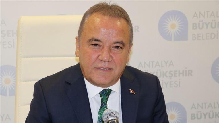 Rüşvet soruşturması kapsamında tutuklanan Muhittin Böcekin ifadesi ortaya çıktı