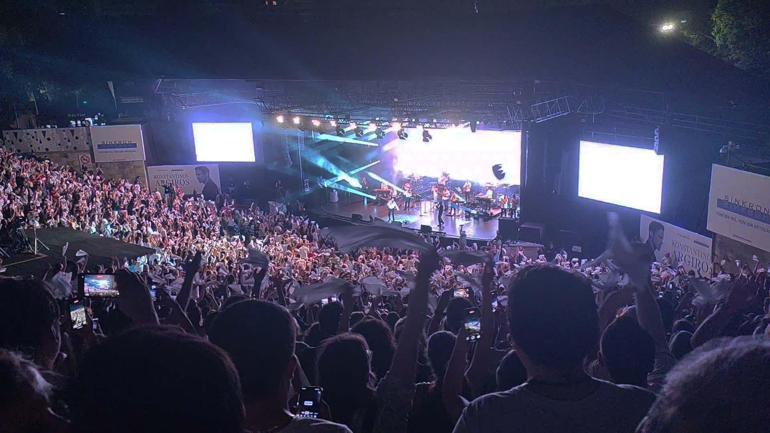 Konstantinos Argiros’tan İstanbulda ilk konser: Mendiller havadan inmedi, alkışlar dakikalarca sürdü