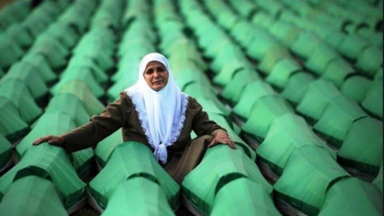 8.372 çığlık Bir kasabanın adı, bir yaranın izi: Srebrenitsa Soykırımı
