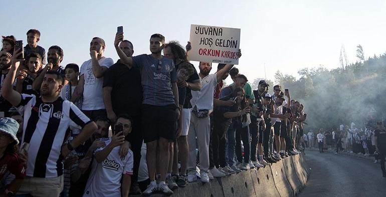 İstanbula gelen Orkun Kökçüden ilk sözler: Çocukluktan beri hayalini kurduğum Beşiktaşıma transfer oldum